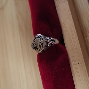 Sterling silver ring with hidden compartment